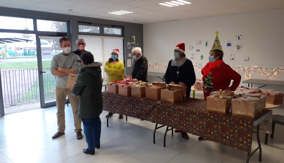 colis_noel-2021-Etampes